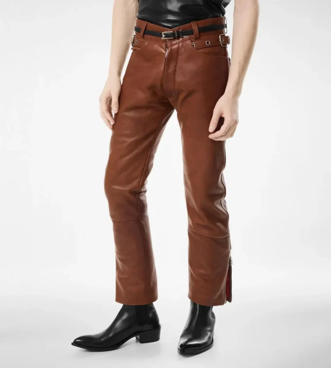 Bikerhose aus Büffelleder Bikerhose aus Büffelleder