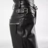 Bikerhose aus strukturiertem Narbenleder