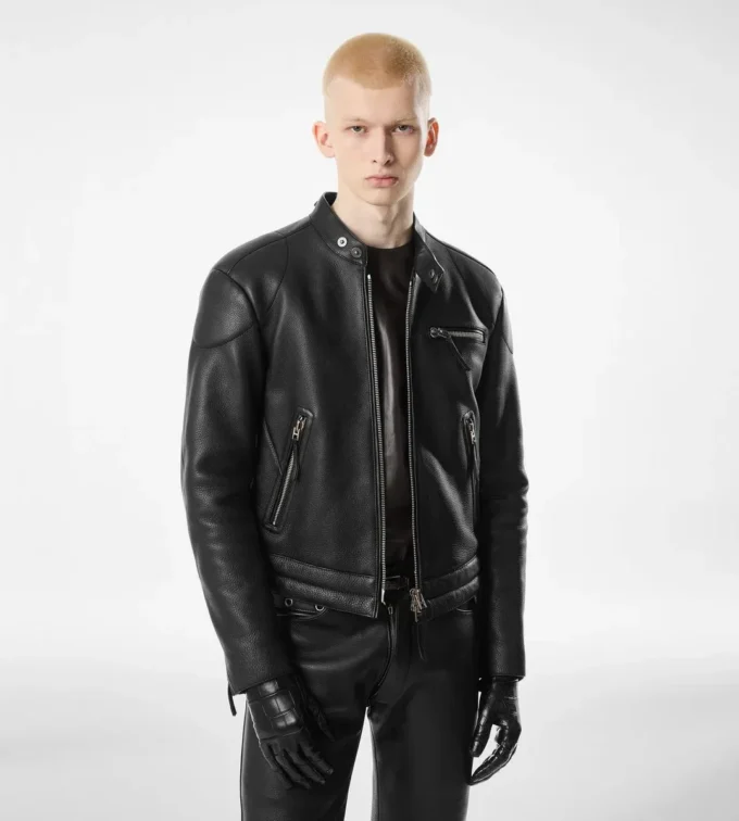 Bikerjacke aus genarbtem Leder mit Reißverschluss