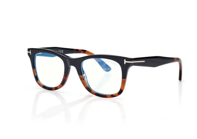 Blue Block Square Opticals mit aufsteckbarer Sonnenbrille Blue Block Square Opticals mit aufsteckbarer Sonnenbrille