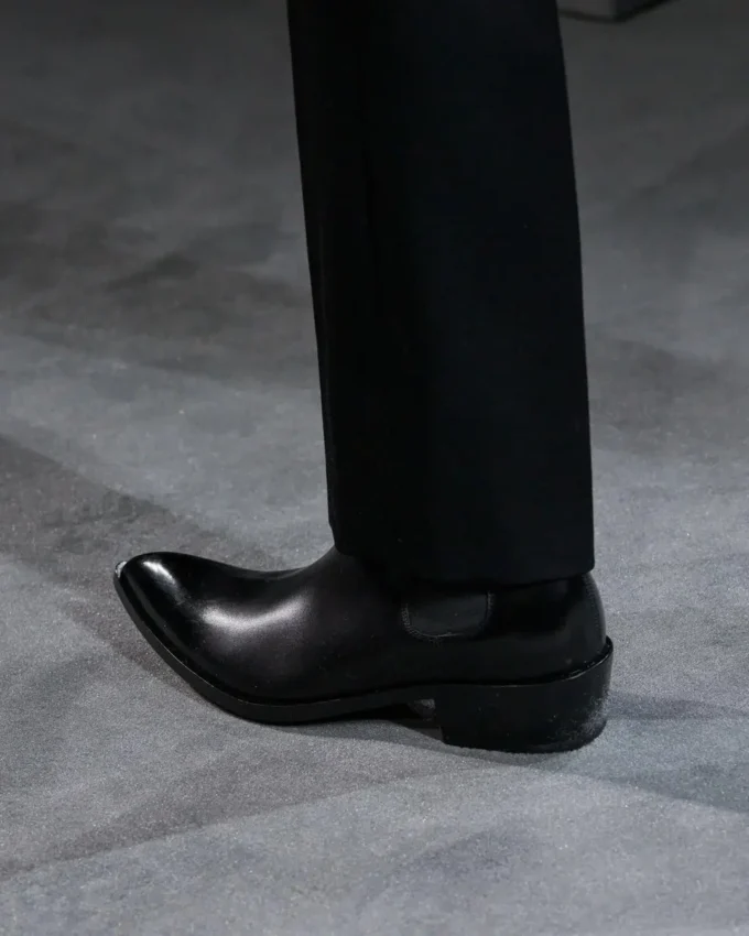 Chelsea-Stiefel aus poliertem Leder Chelsea-Stiefel aus poliertem Leder