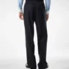 Dezente Nadelstreifen-Hose mit doppelten Falten Dezente Nadelstreifen-Hose mit doppelten Falten