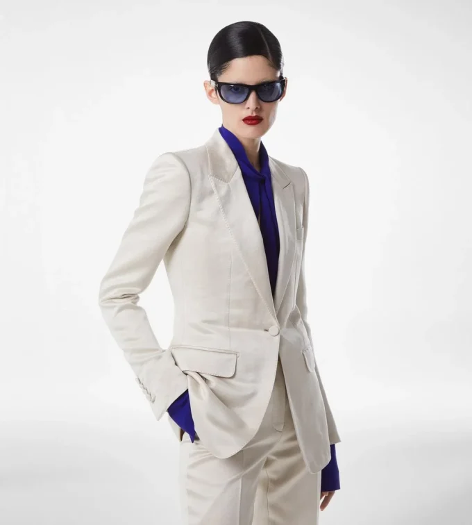 Einreihige Jacke aus gewaschener Baumwoll-Seidenmischung Duchesse Einreihige Jacke aus gewaschener Baumwoll-Seidenmischung Duchesse