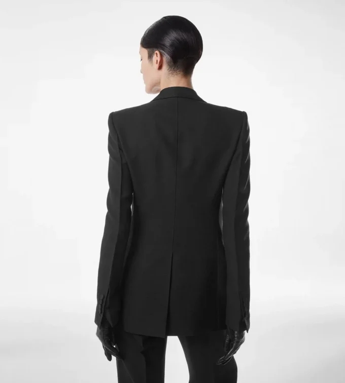 Einreihige Smokingjacke aus Woll-Seiden-Mischung Einreihige Smokingjacke aus Woll-Seiden-Mischung