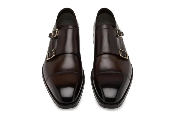 Elkan Monk Strap aus poliertem Leder