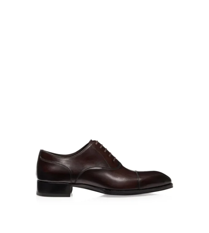 Elkan Schnürschuhe aus poliertem Leder