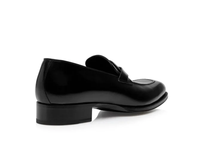 Elkan Twisted Band Loafer aus poliertem Leder
