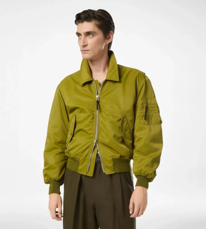 Fliegerjacke aus Satin-Nylon