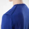 Fließendes Seiden-Shirt mit Rundhalsausschnitt Fließendes Seiden-Shirt mit Rundhalsausschnitt