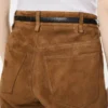 Fünf-Taschen-Hose aus vollnarbigem Lammwildleder mit geprägtem Tf-Logo Fünf-Taschen-Hose aus vollnarbigem Lammwildleder mit geprägtem Tf-Logo
