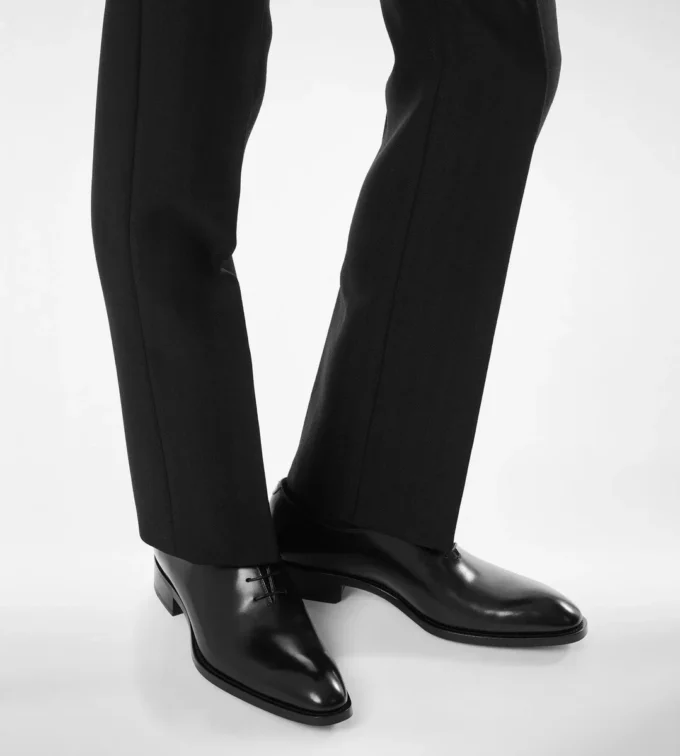 Gepolsterter Leder-Schnürschuh Gepolsterter Leder-Schnürschuh