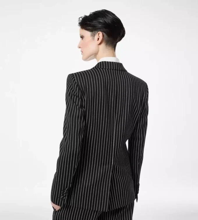 Gestreifte Einreiherjacke aus Wolle und Baumwolle Gestreifte Einreiherjacke aus Wolle und Baumwolle
