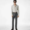 Gewaschenes Slim-Fit-Hemd aus Twill Gewaschenes Slim-Fit-Hemd aus Twill