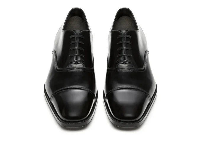 Gianni Schnürschuhe mit Zehenkappe