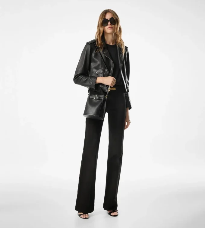 Glänzende Bikerjacke aus Plonge-Leder