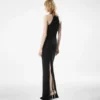 Halterneck-Abendkleid mit Cut-Out Halterneck-Abendkleid mit Cut-Out