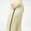 Jogginghose aus doppeltem Seidensatin Jogginghose aus doppeltem Seidensatin