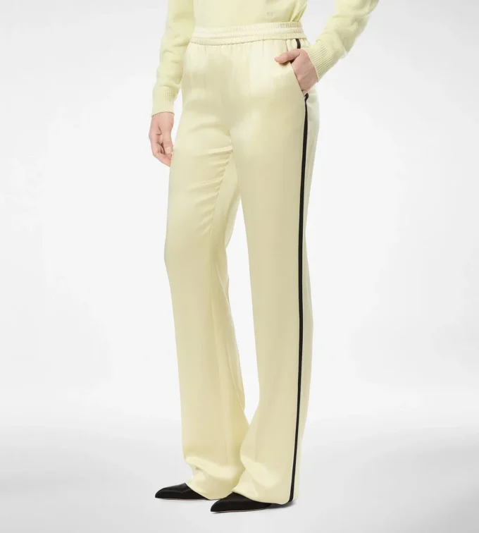 Jogginghose aus doppeltem Seidensatin Jogginghose aus doppeltem Seidensatin