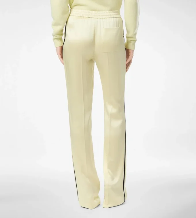 Jogginghose aus doppeltem Seidensatin Jogginghose aus doppeltem Seidensatin