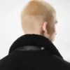 Kaschmir-Strickjacke mit Lammfellkragen Kaschmir-Strickjacke mit Lammfellkragen