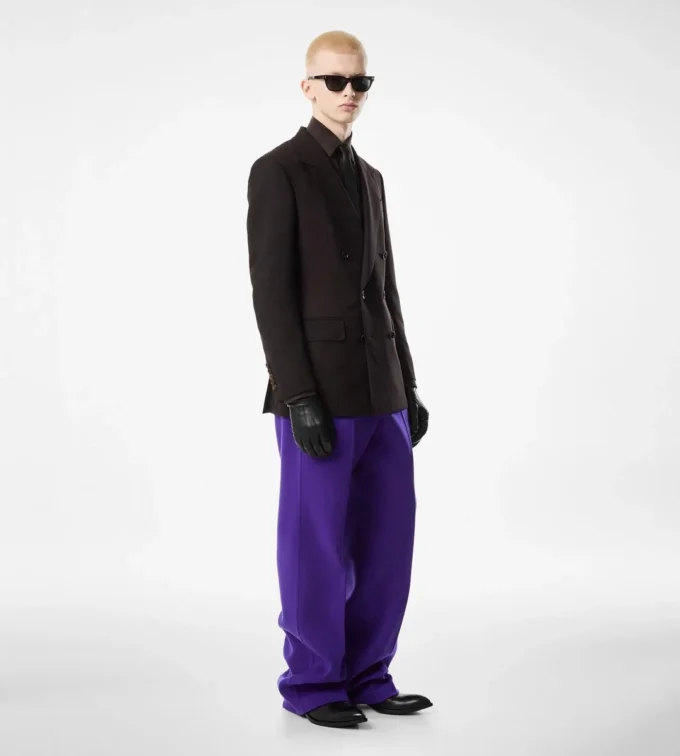 Kaschmirhose mit doppelt teilbarer Twill-Struktur Kaschmirhose mit doppelt teilbarer Twill-Struktur