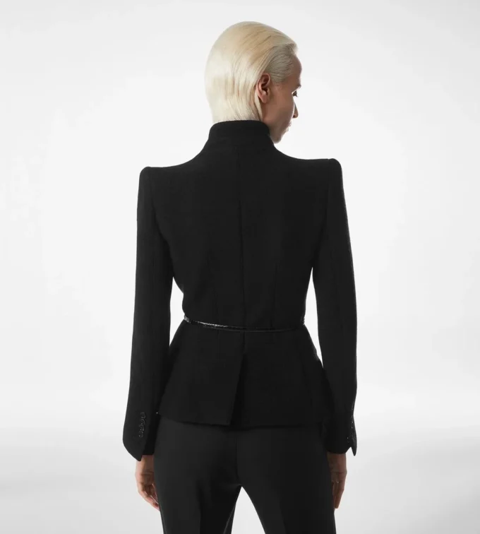 Kompakte Stretch-Bouclé-Wickeljacke Kompakte Stretch-Bouclé-Wickeljacke