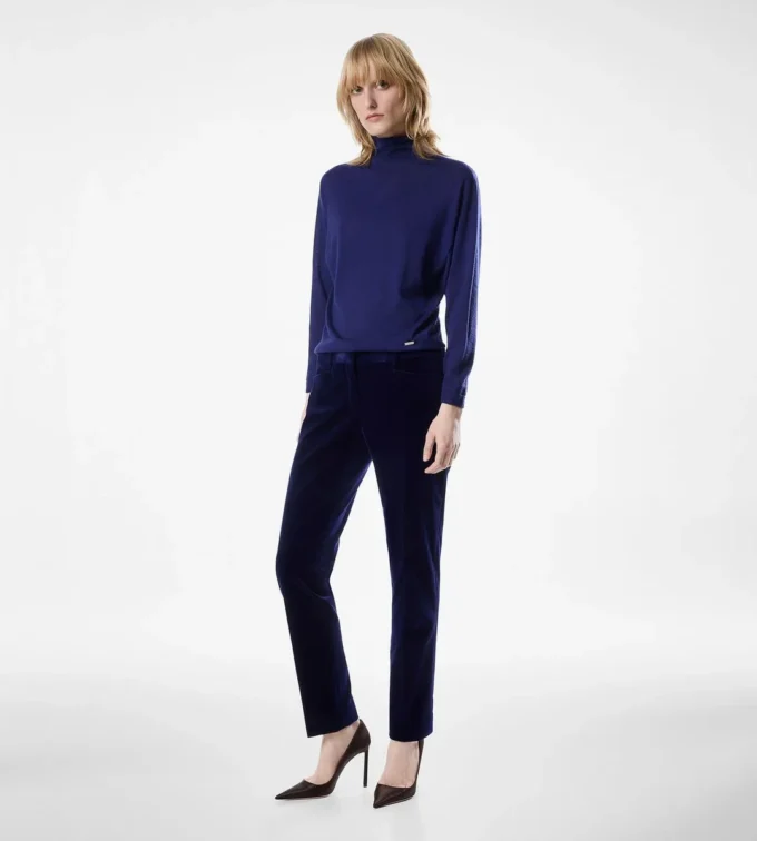 Langärmeliger Rollkragenpullover mit Tom Ford Metallplakette