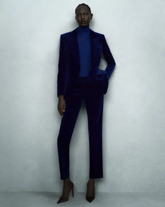 Langärmeliger Rollkragenpullover mit Tom Ford Metallplakette