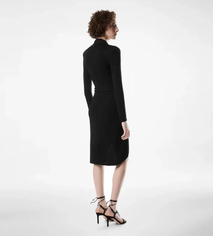 Langärmliges Wickelkleid Langärmliges Wickelkleid