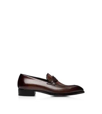 Loafer aus poliertem Leder und Alligatorleder mit gedrehtem Band
