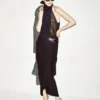 Seidenwickelrock mit Polka-Dot-Muster und Lederdetails Seidenwickelrock mit Polka-Dot-Muster und Lederdetails