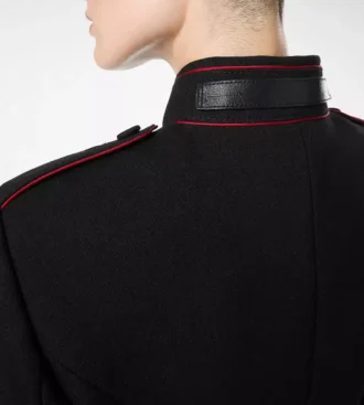 Schicke Offiziersjacke aus Wollgabardine mit Paspelierung