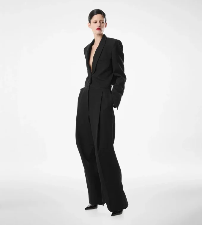 Schicker Woll-Smoking-Jumpsuit Schicker Woll-Smoking-Jumpsuit