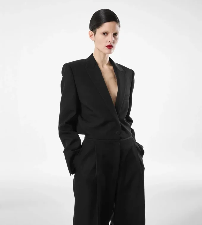Schicker Woll-Smoking-Jumpsuit Schicker Woll-Smoking-Jumpsuit