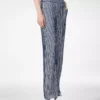 Seiden-Georgette-Hose mit Paillettenstickerei Seiden-Georgette-Hose mit Paillettenstickerei