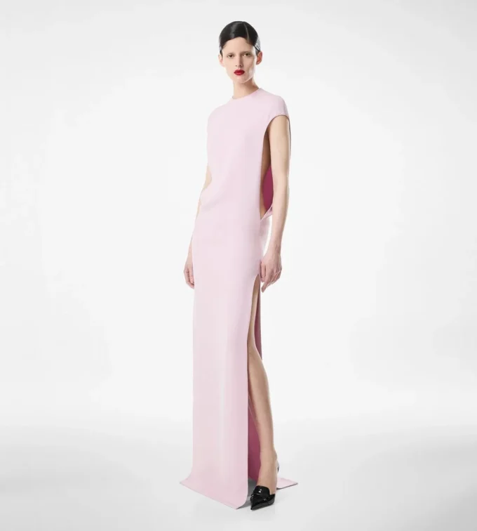 Seiden-Stretch-Abendkleid aus doppeltem Georgette Seiden-Stretch-Abendkleid aus doppeltem Georgette
