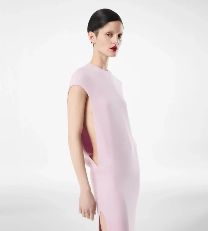 Seiden-Stretch-Abendkleid aus doppeltem Georgette Seiden-Stretch-Abendkleid aus doppeltem Georgette