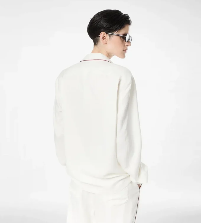 Seiden-Twill-Pyjamahemd mit Paspelierung und tonalem TF-Sticklogo Seiden-Twill-Pyjamahemd mit Paspelierung und tonalem TF-Sticklogo