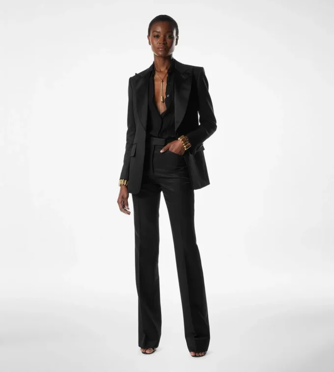 Seidenchiffonhemd mit Plastron