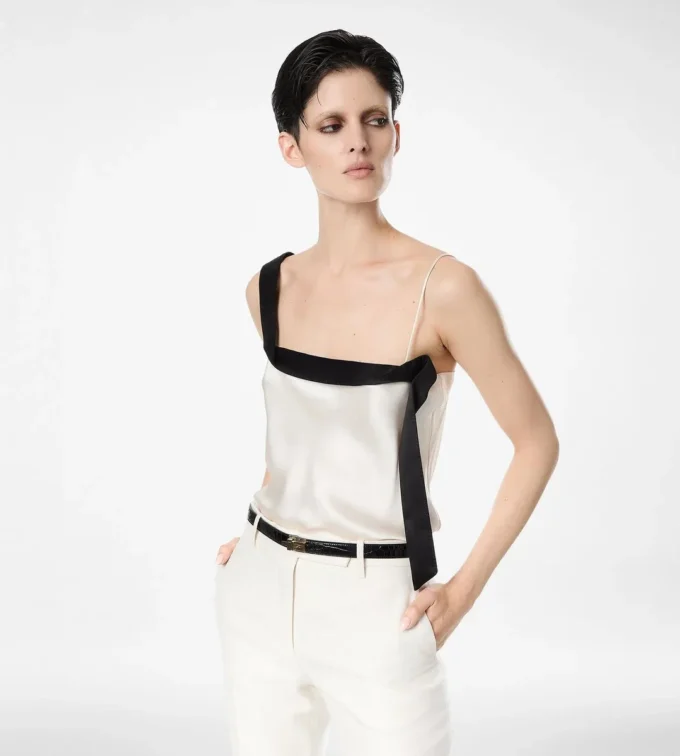Seidensatin-Camisole-Top mit Smokingband
