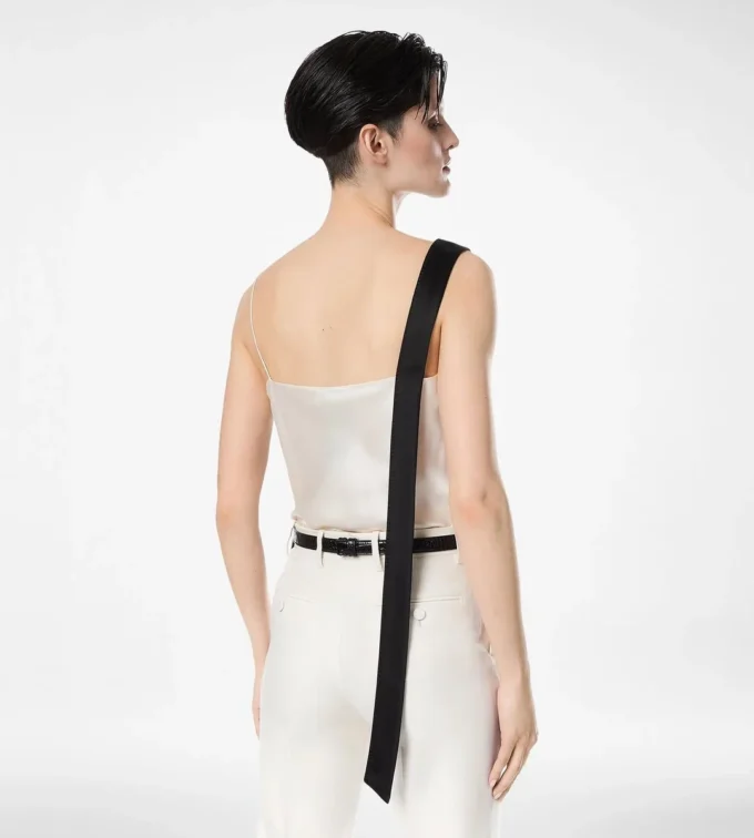 Seidensatin-Camisole-Top mit Smokingband