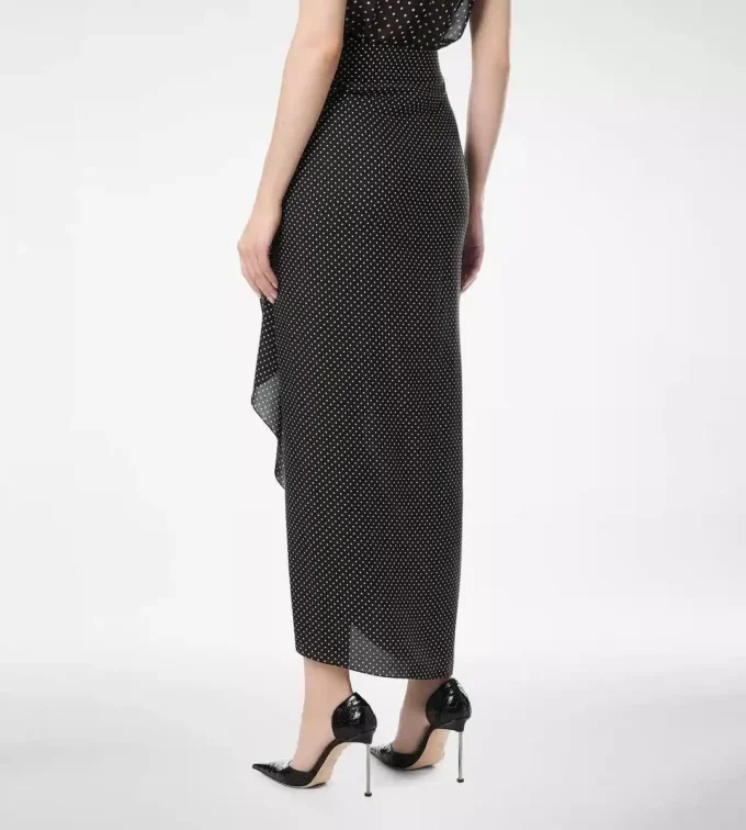 Seidenwickelrock mit Polka-Dot-Muster und Lederdetails Seidenwickelrock mit Polka-Dot-Muster und Lederdetails