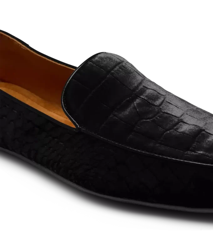 Slipper aus geprägtem Krokodilleder-Samt Slipper aus geprägtem Krokodilleder-Samt