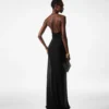 Stretch-Jersey-Abendkleid mit tiefem V-Ausschnitt Stretch-Jersey-Abendkleid mit tiefem V-Ausschnitt