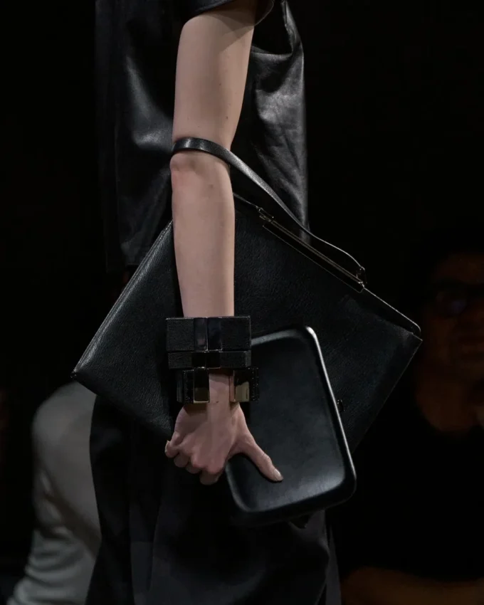 Supple Grain Leather Patrick Schultertasche Supple Grain Leather Patrick Schultertasche