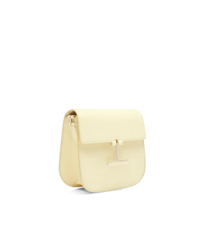 Tara Mini Crossbody aus genarbtem Leder Tara Mini Crossbody aus genarbtem Leder