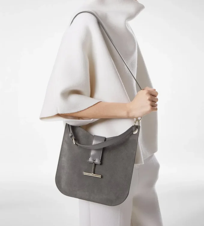Tara Small Crossbody aus Wildleder Tara Small Crossbody aus Wildleder