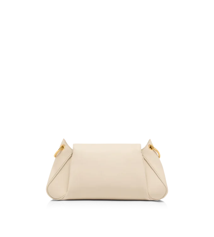 Tara-Umhängetasche aus naturbelassenem Leder mit Kette Tara-Umhängetasche aus naturbelassenem Leder mit Kette