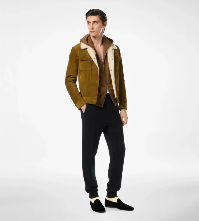 Truckerjacke aus gebürstetem Wildleder mit Lammfellkragen