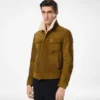 Truckerjacke aus gebürstetem Wildleder mit Lammfellkragen